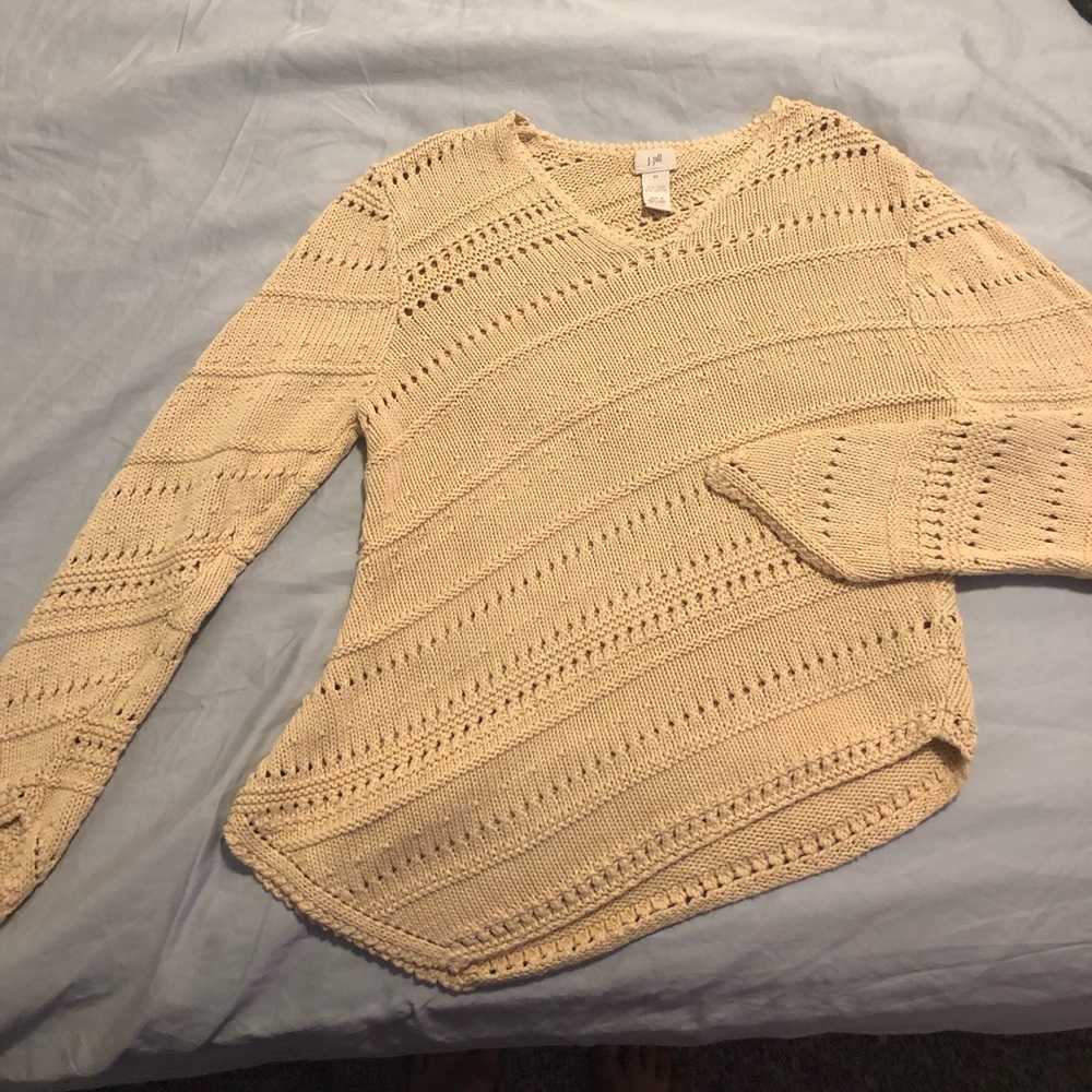 Woman’s summer pullover